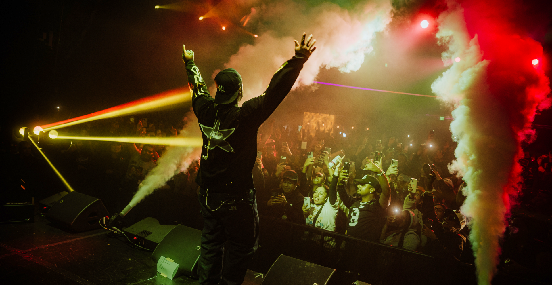Headline artists